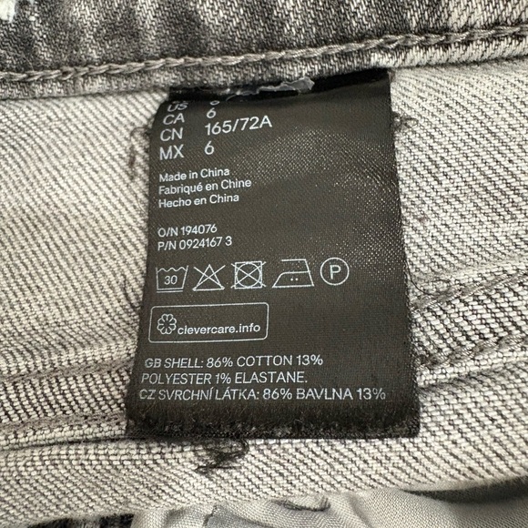 H&M straight fit grey wash button fly denim jeans size 6 28” waist - Picture 12 of 13